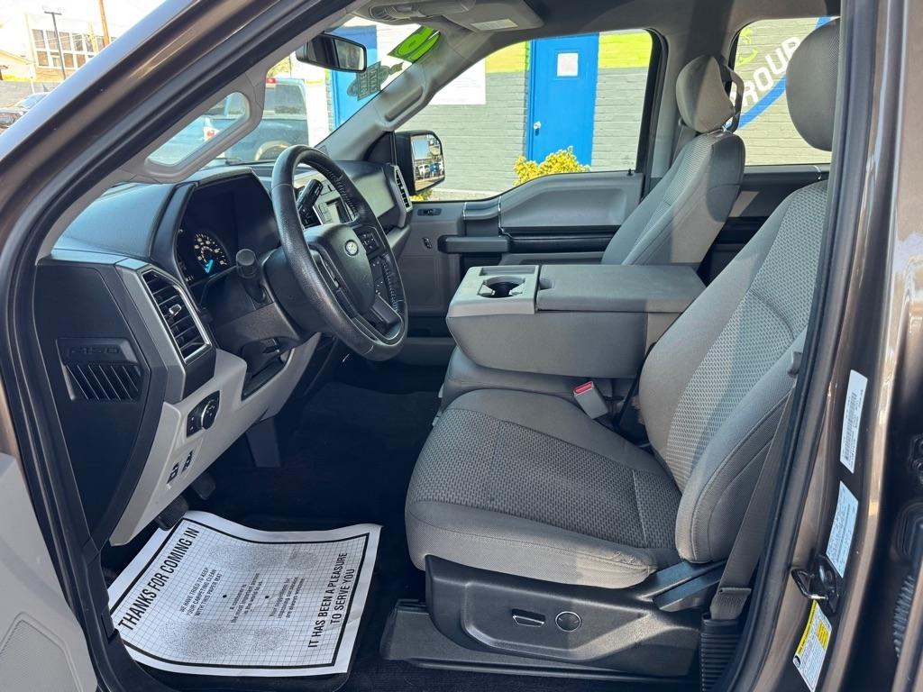 Ford F-150 XL SuperCrew 5.5-ft. Bed 4WD 2016