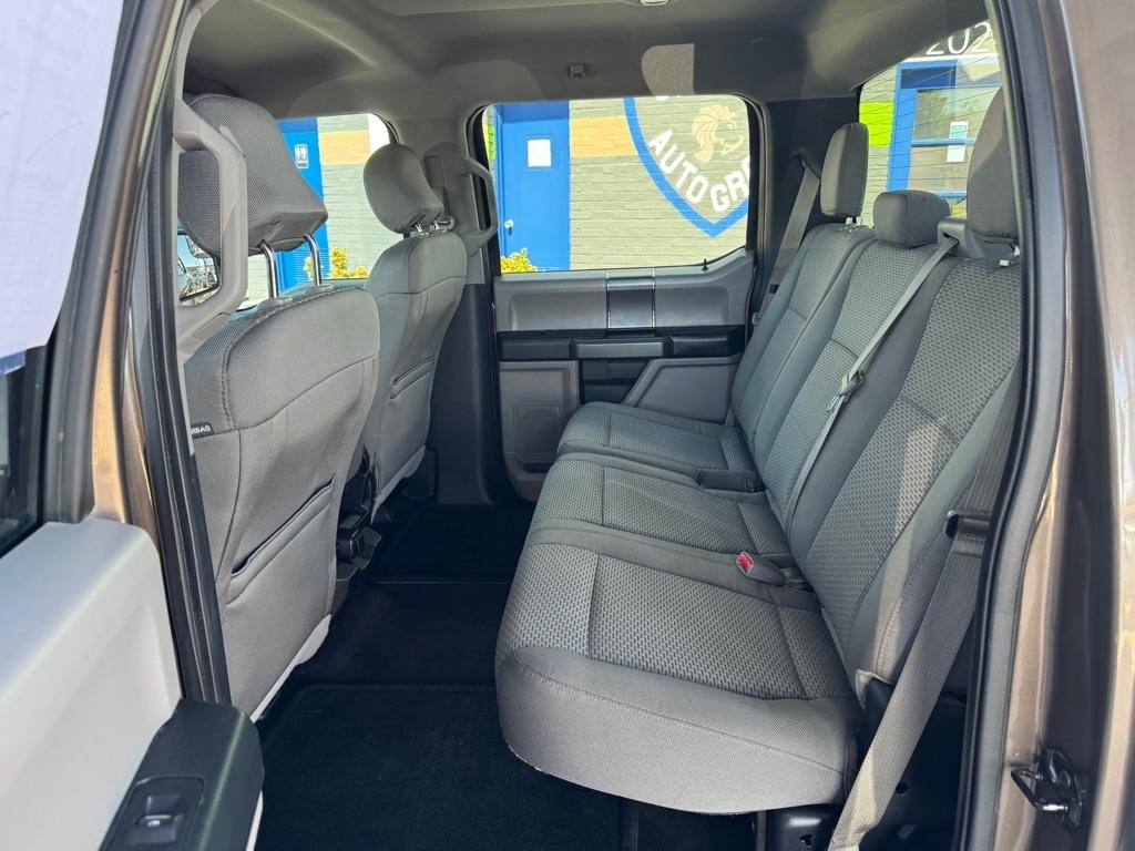 Ford F-150 XL SuperCrew 5.5-ft. Bed 4WD 2016