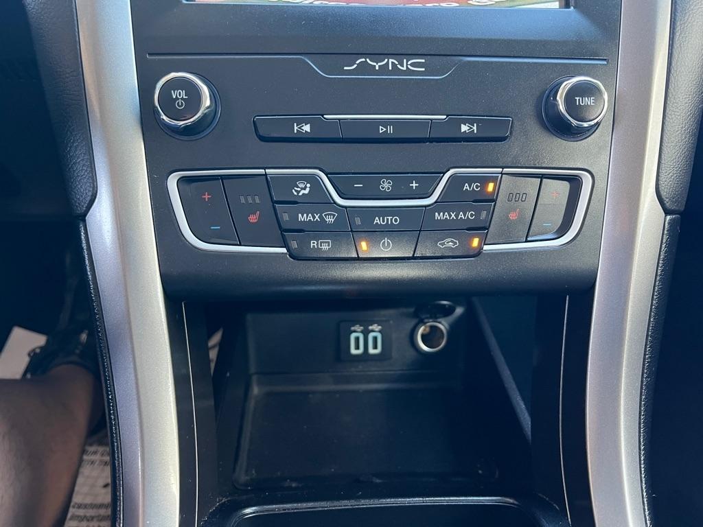 Ford Fusion SEL 2020