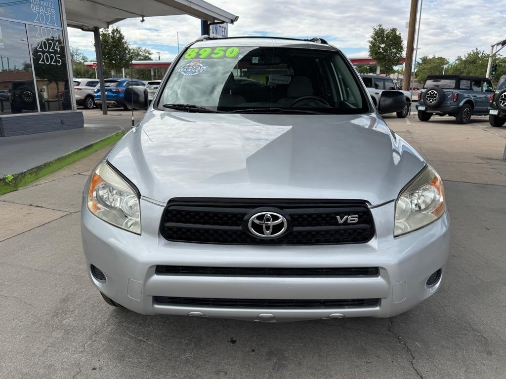 Toyota RAV4 Base V6 2WD 2007