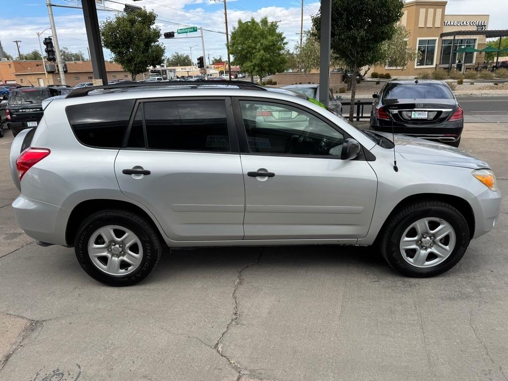 Toyota RAV4 Base V6 2WD 2007