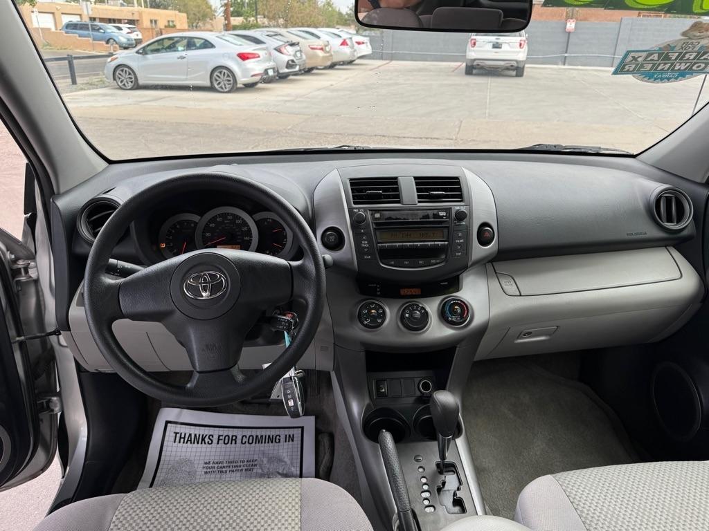 Toyota RAV4 Base V6 2WD 2007