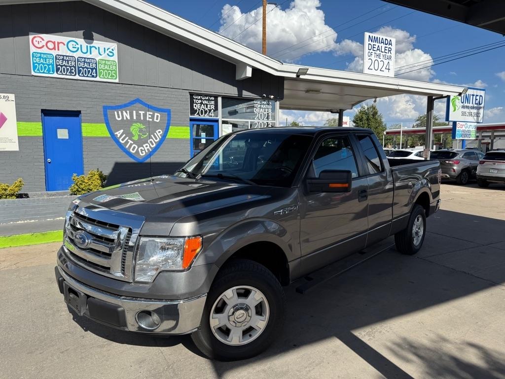 Ford F-150 XL SuperCab 8-ft. Bed 2WD 2012