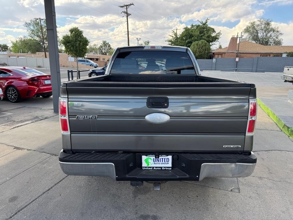 Ford F-150 XL SuperCab 8-ft. Bed 2WD 2012
