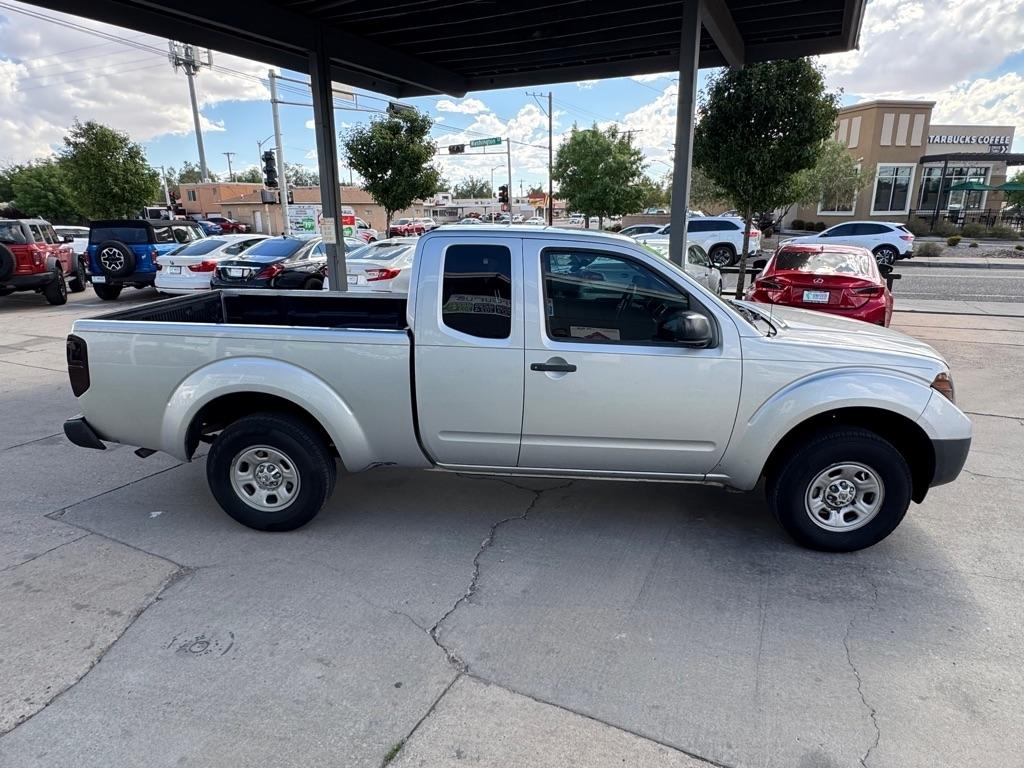 Nissan Frontier S King Cab 2WD 2011