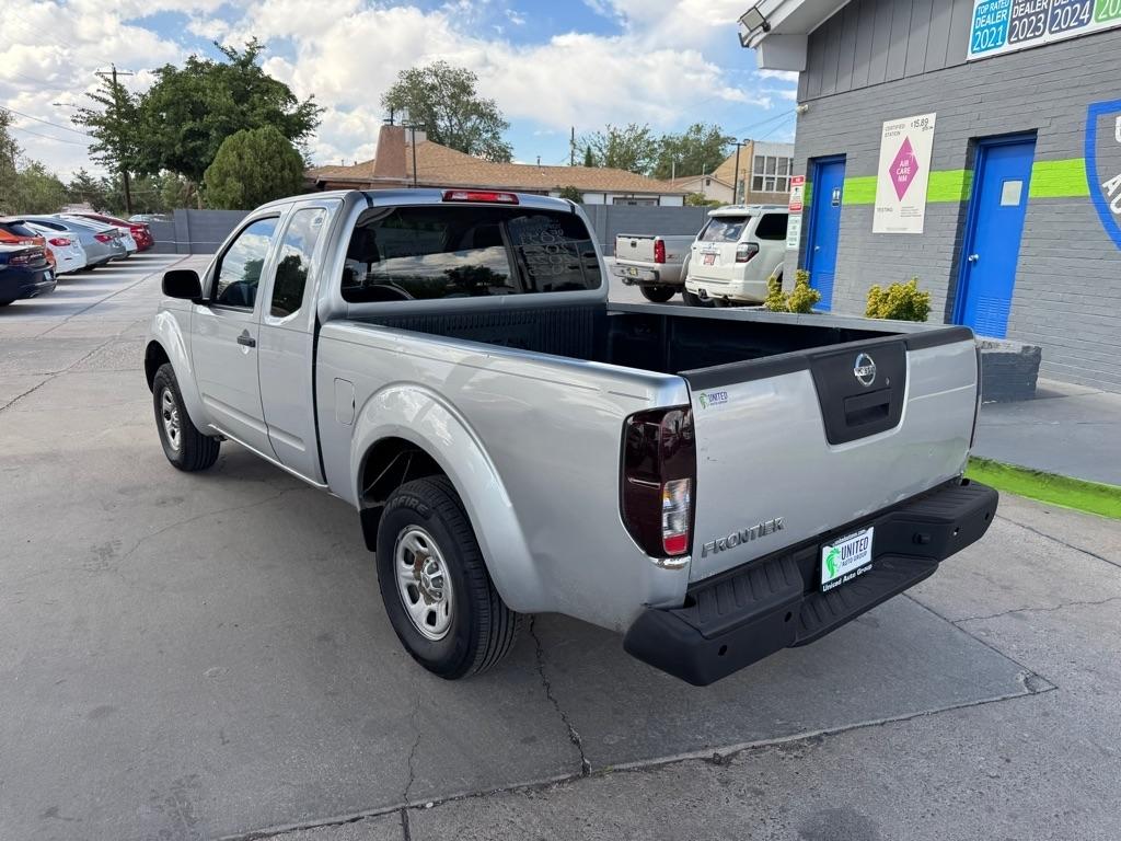 Nissan Frontier S King Cab 2WD 2011