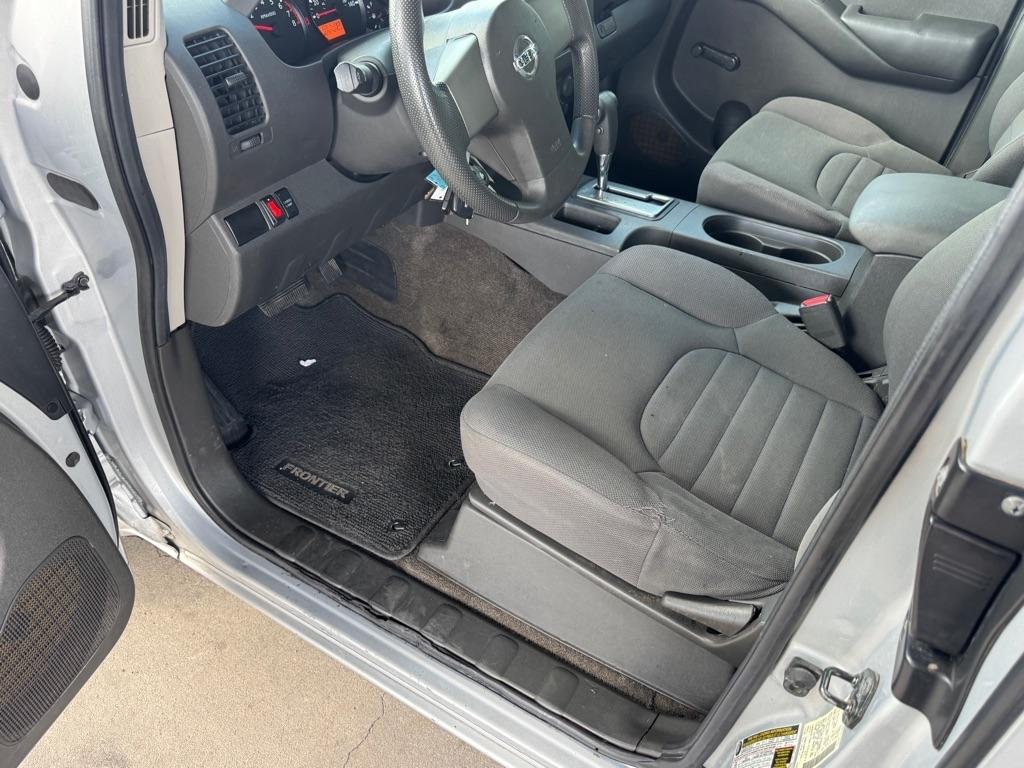 Nissan Frontier S King Cab 2WD 2011