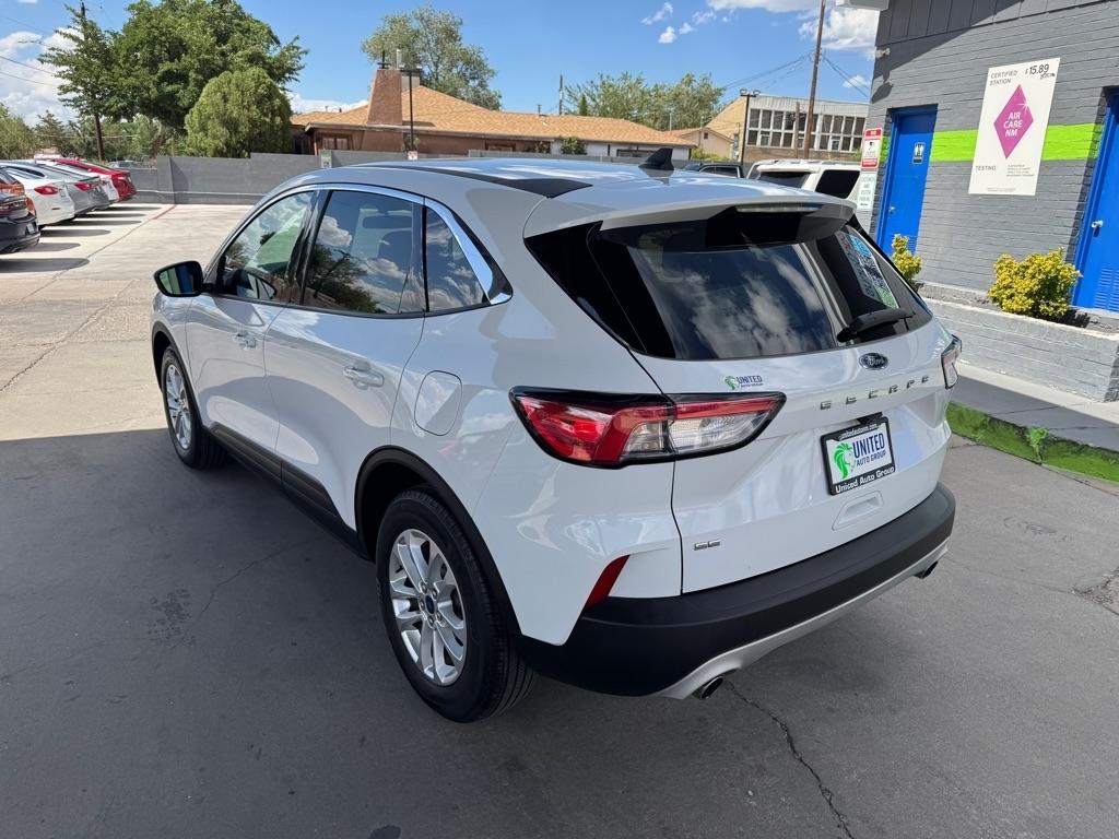 Ford Escape SE 2021
