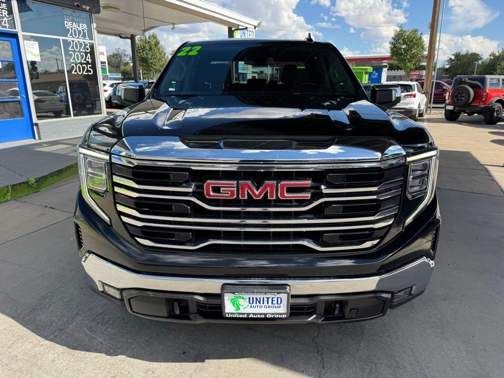 GMC Sierra 1500 SLT Crew Cab 4WD 2022