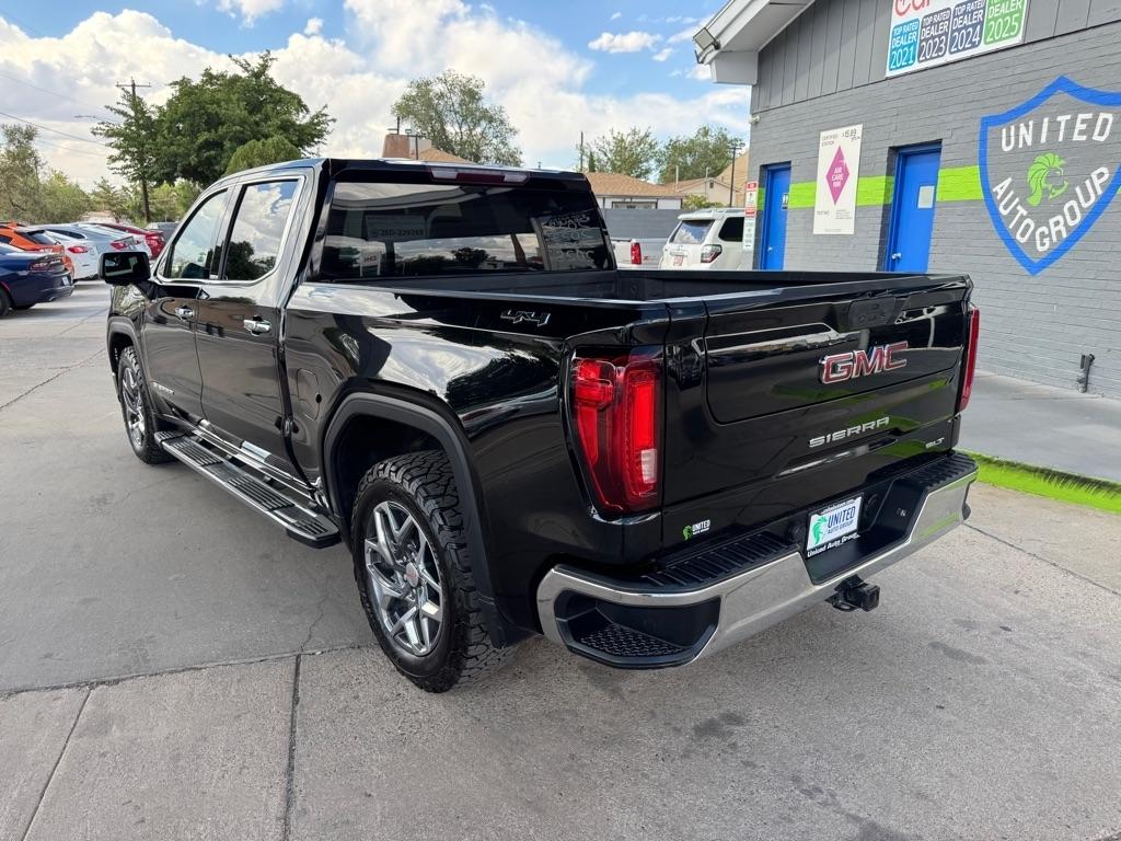 GMC Sierra 1500 SLT Crew Cab 4WD 2022