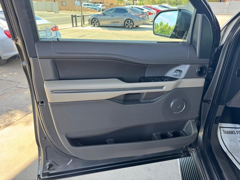 Ford Expedition XLT 4WD 2019