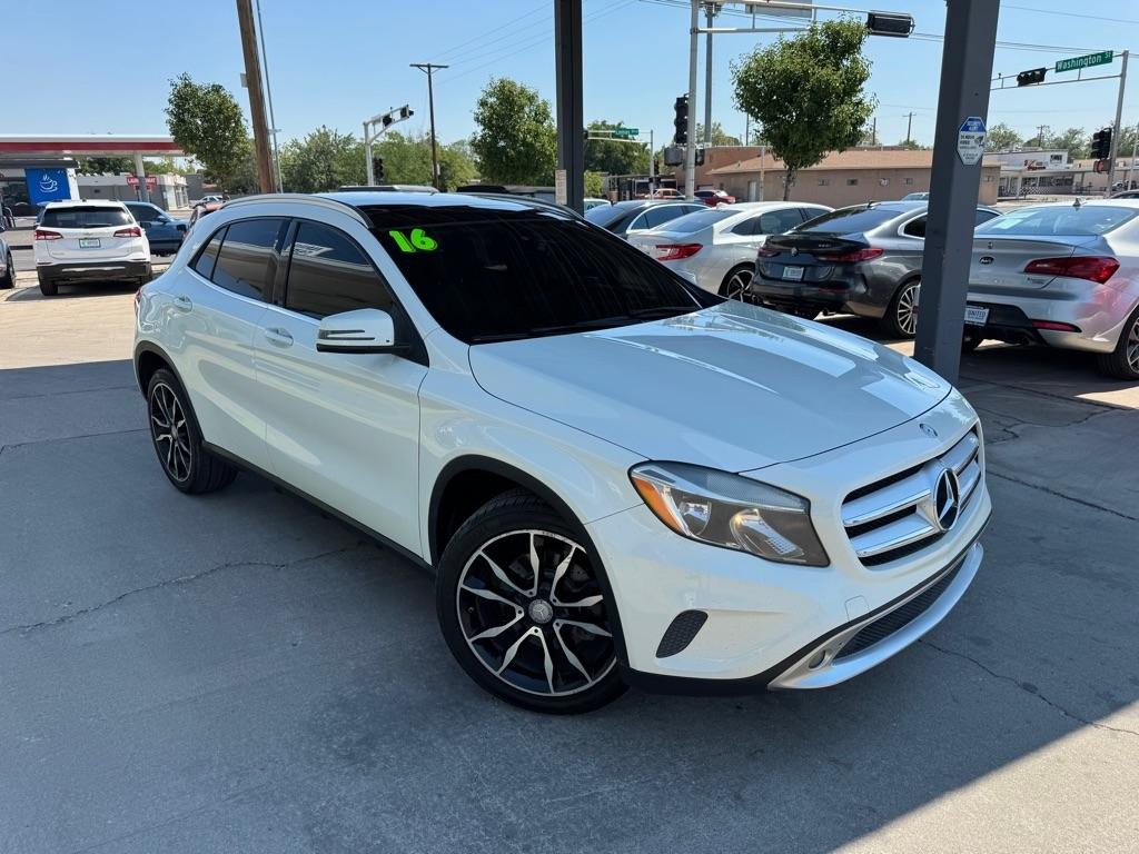 Mercedes-Benz GLA-Class GLA250 4MATIC 2016