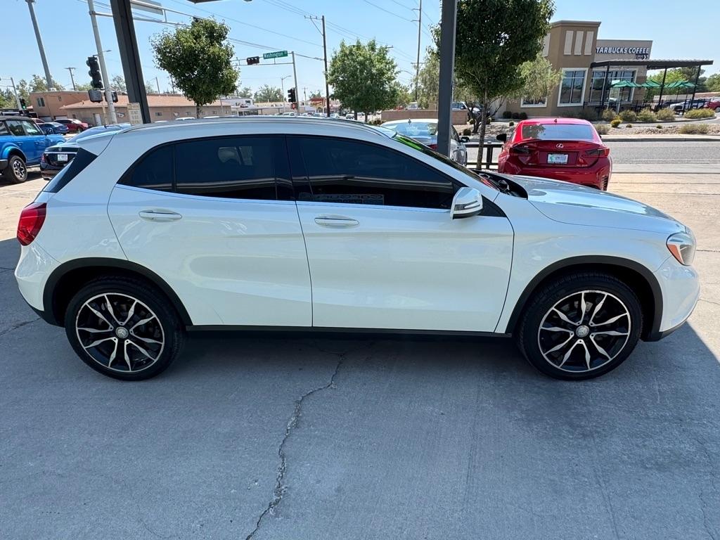 Mercedes-Benz GLA-Class GLA250 4MATIC 2016