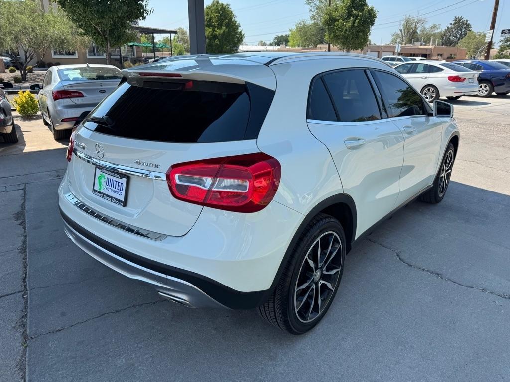 Mercedes-Benz GLA-Class GLA250 4MATIC 2016