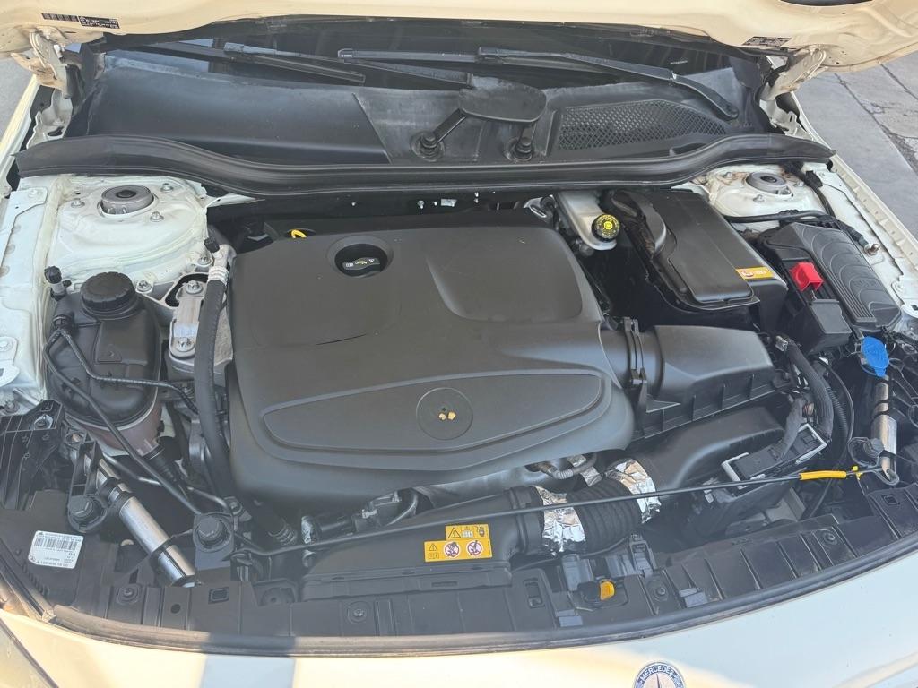 Mercedes-Benz GLA-Class GLA250 4MATIC 2016