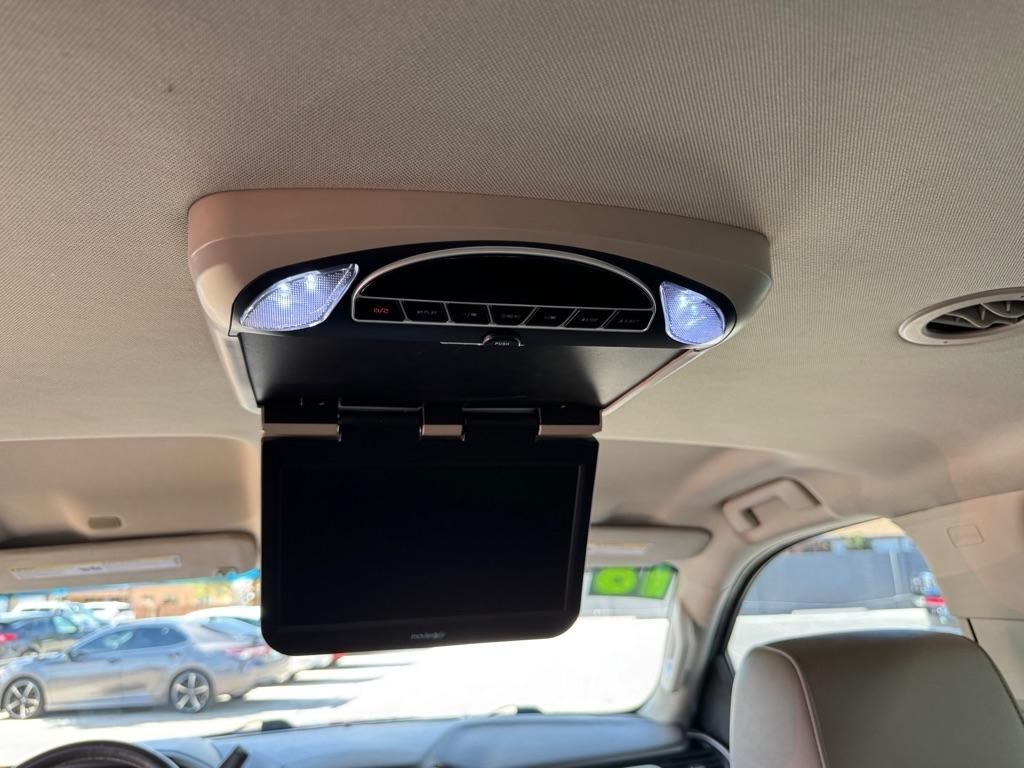 GMC Yukon XL SLT 2WD 2018
