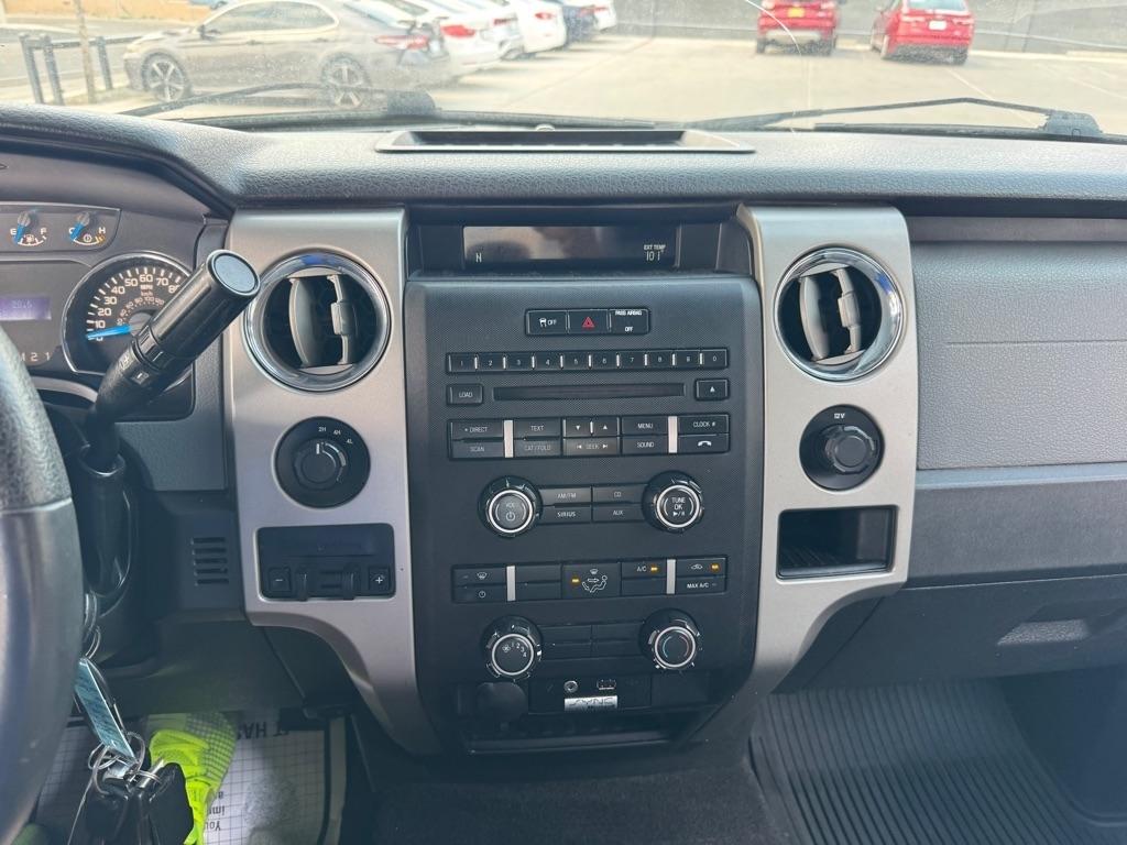 Ford F-150 XL SuperCab 8-ft. Bed 4WD 2013