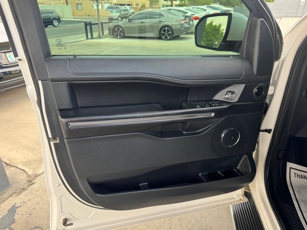 Ford Expedition XLT 4WD 2019