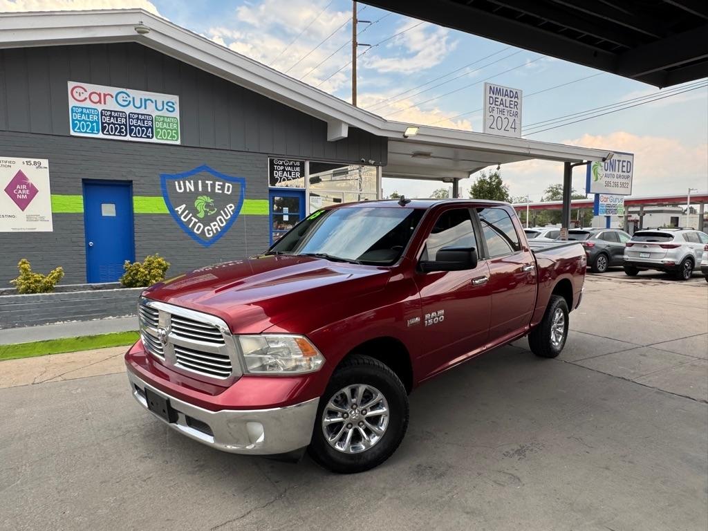 RAM 1500 SLT Crew Cab SWB 4WD 2015
