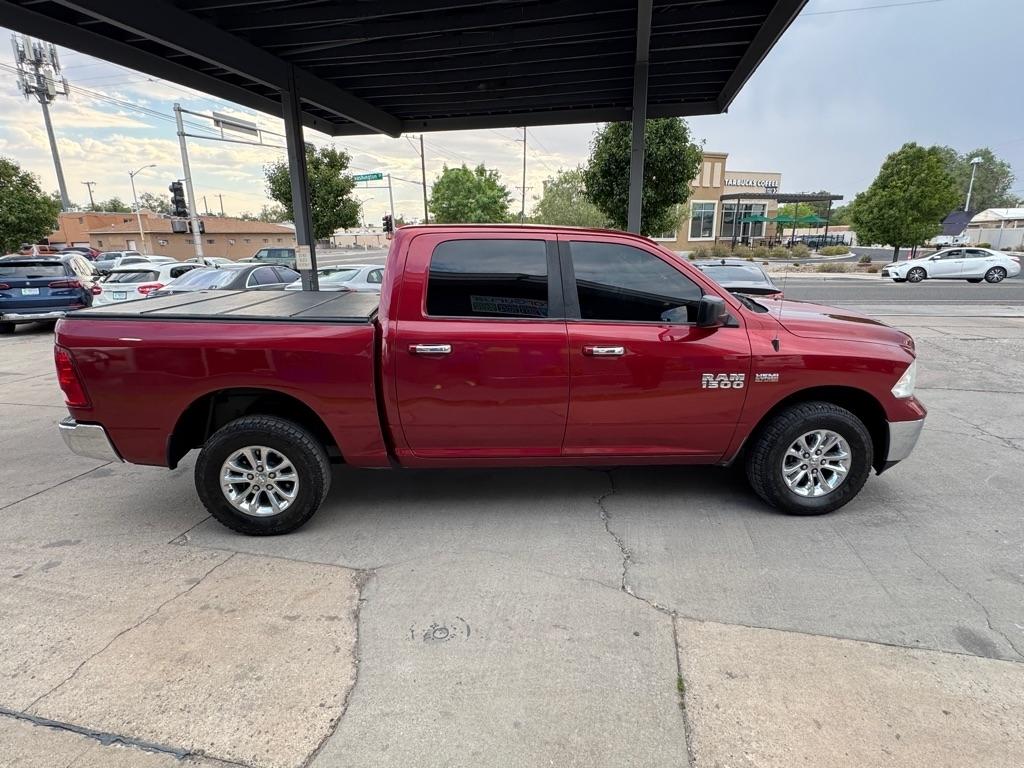 RAM 1500 SLT Crew Cab SWB 4WD 2015