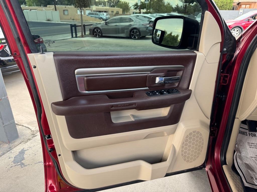 RAM 1500 SLT Crew Cab SWB 4WD 2015