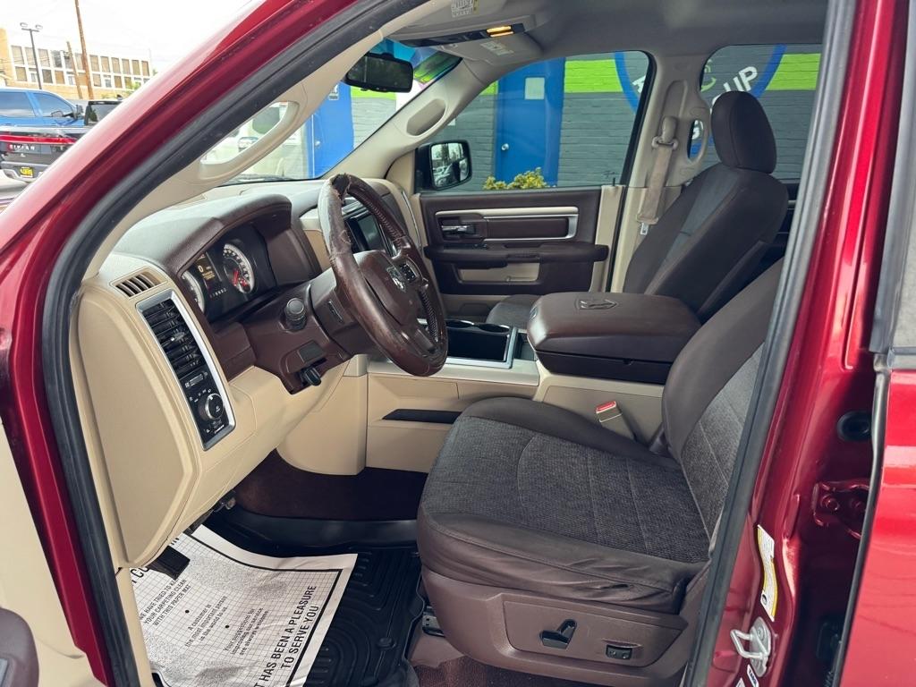 RAM 1500 SLT Crew Cab SWB 4WD 2015
