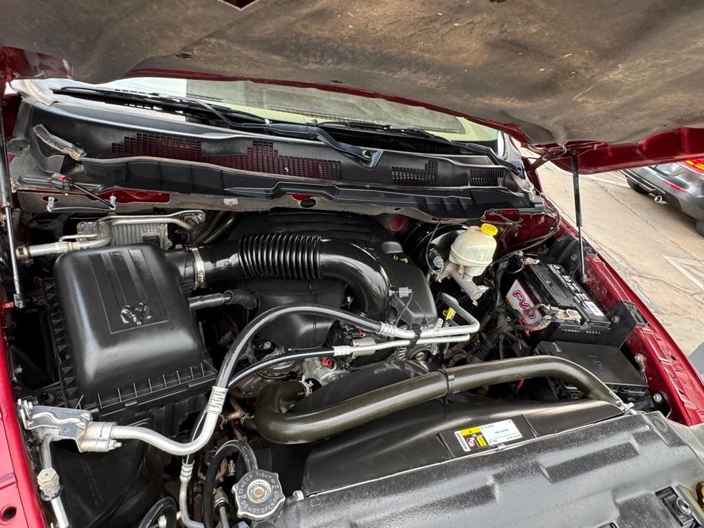 RAM 1500 SLT Crew Cab SWB 4WD 2015