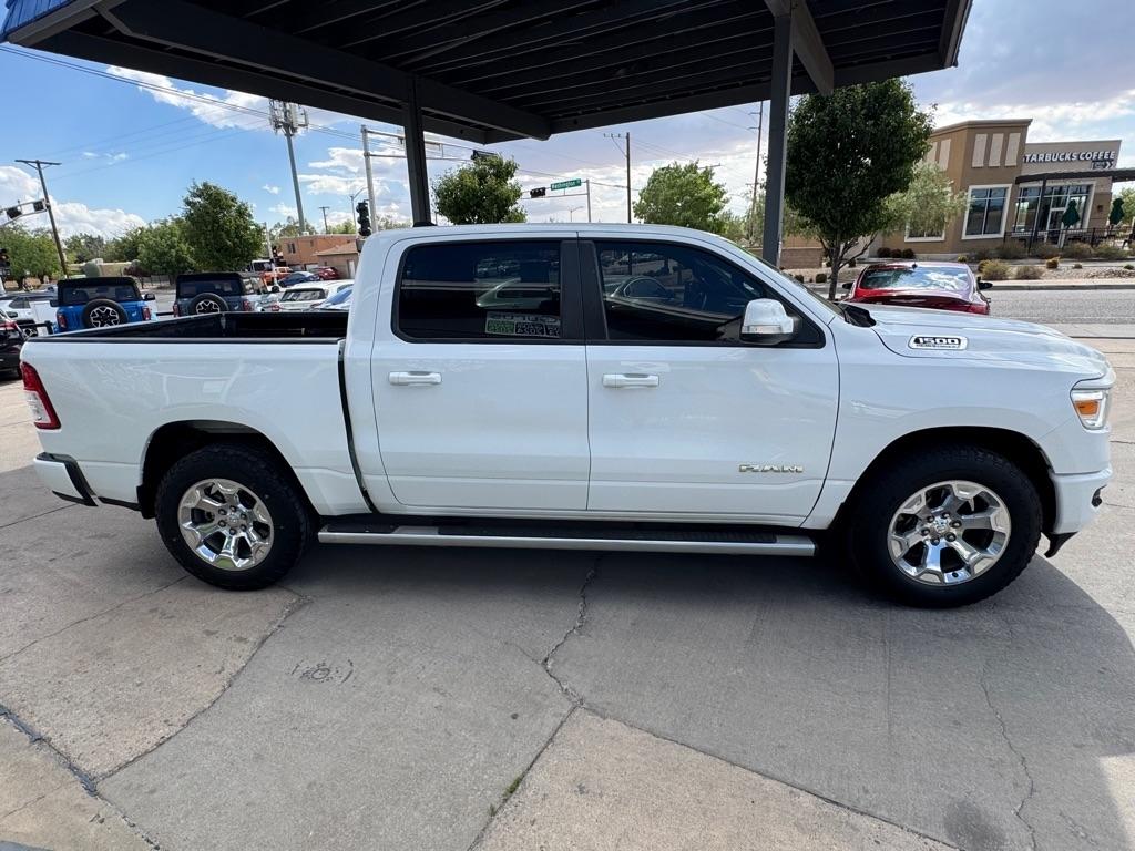 RAM 1500 Big Horn Crew Cab SWB 4WD 2022