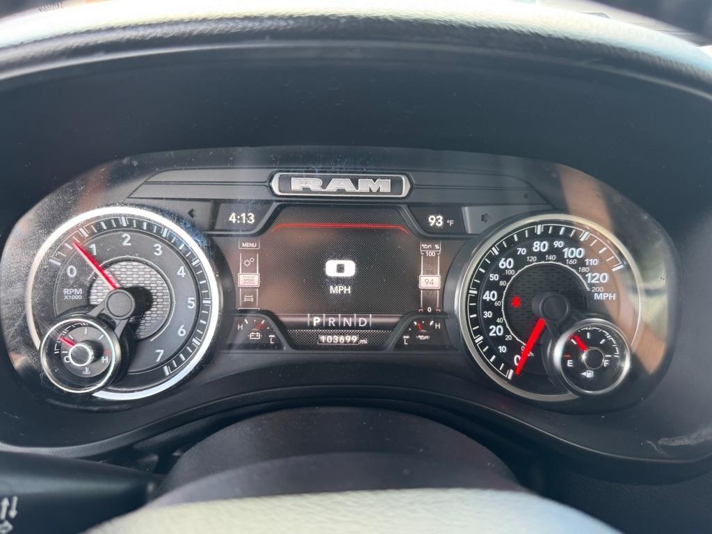 RAM 1500 Big Horn Crew Cab SWB 4WD 2022