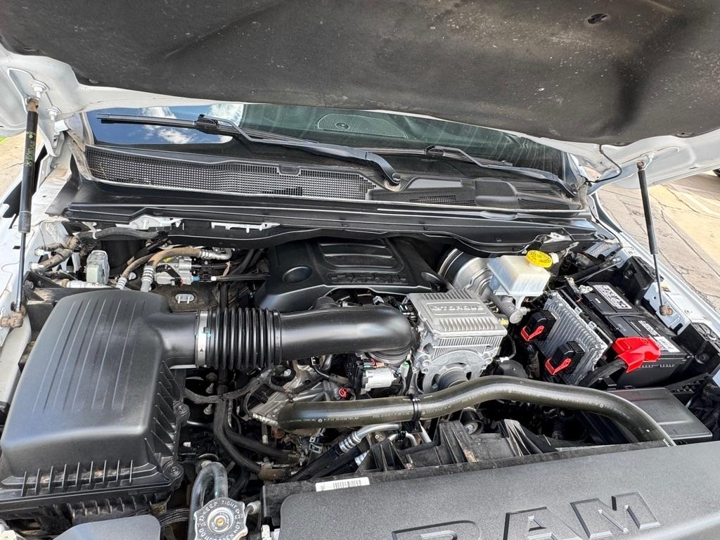 RAM 1500 Big Horn Crew Cab SWB 4WD 2022