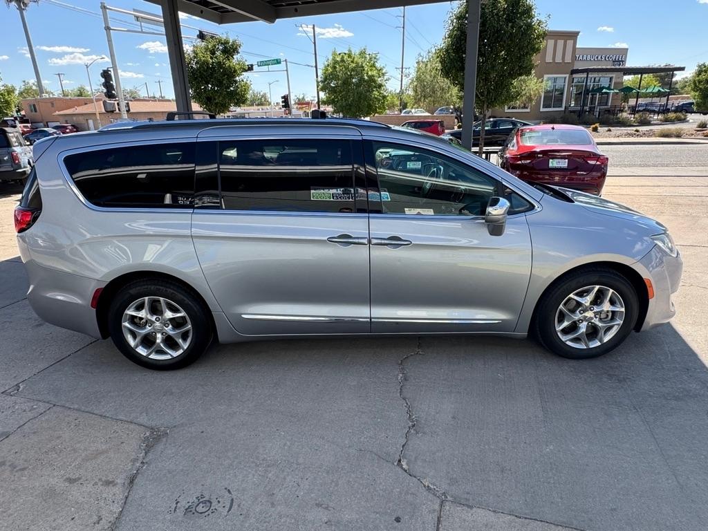 Chrysler Pacifica Limited 2018