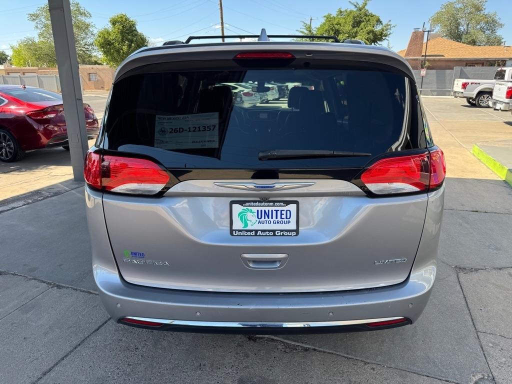 Chrysler Pacifica Limited 2018