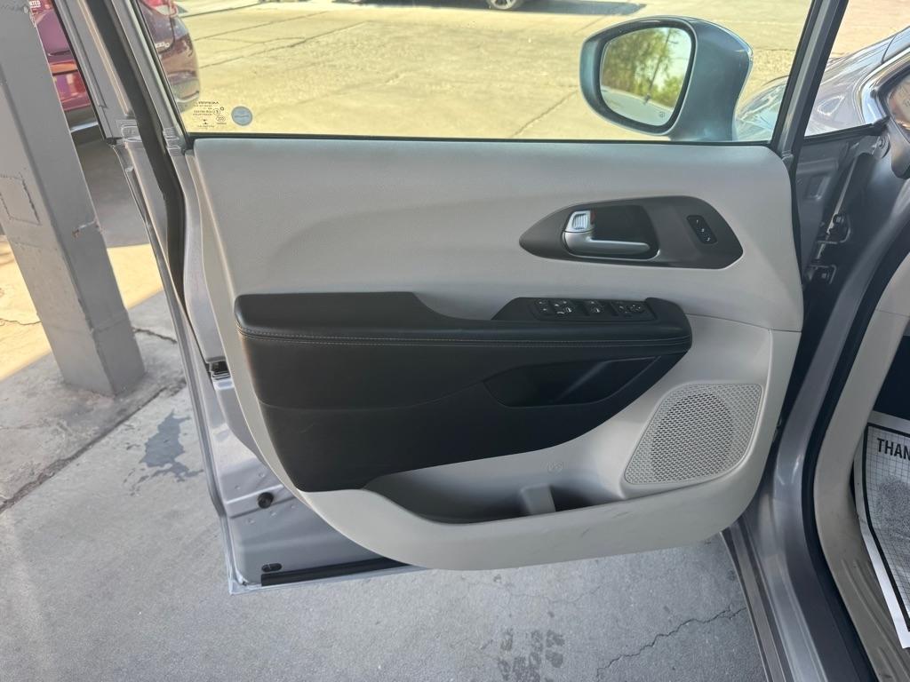 Chrysler Pacifica Limited 2018