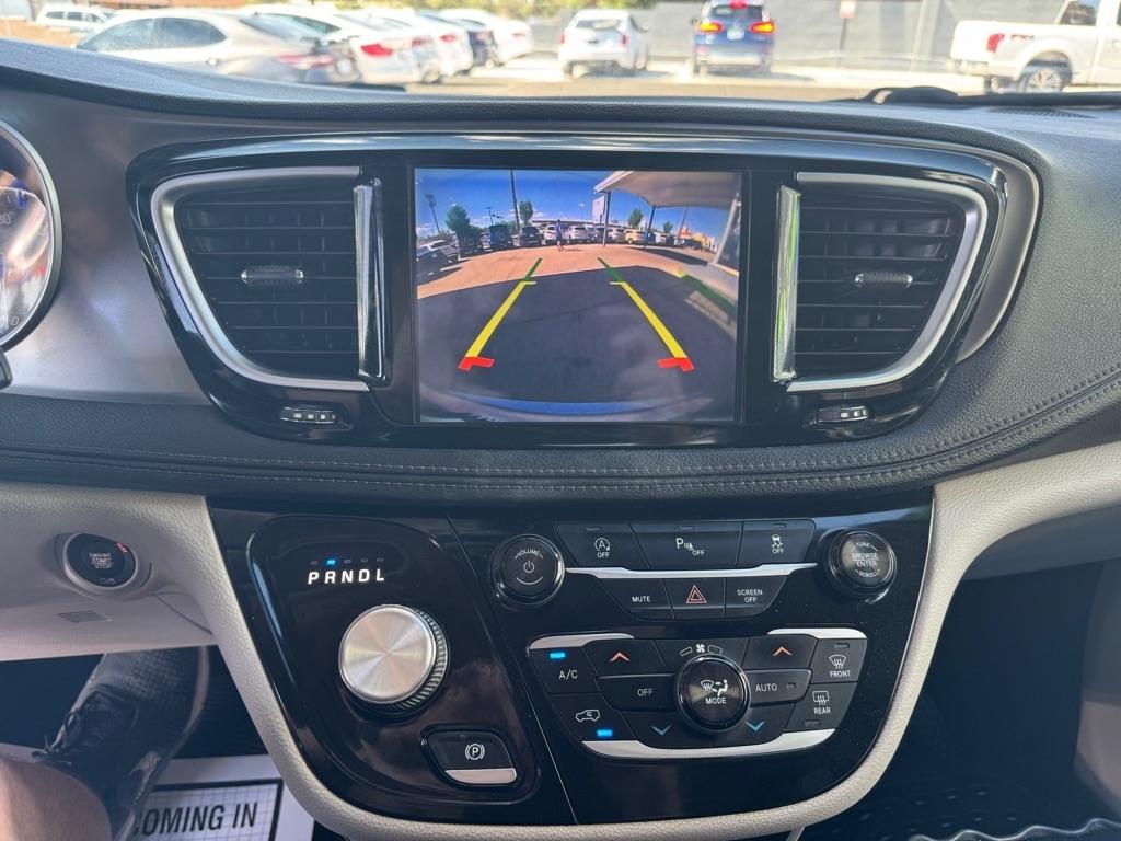 Chrysler Pacifica Limited 2018