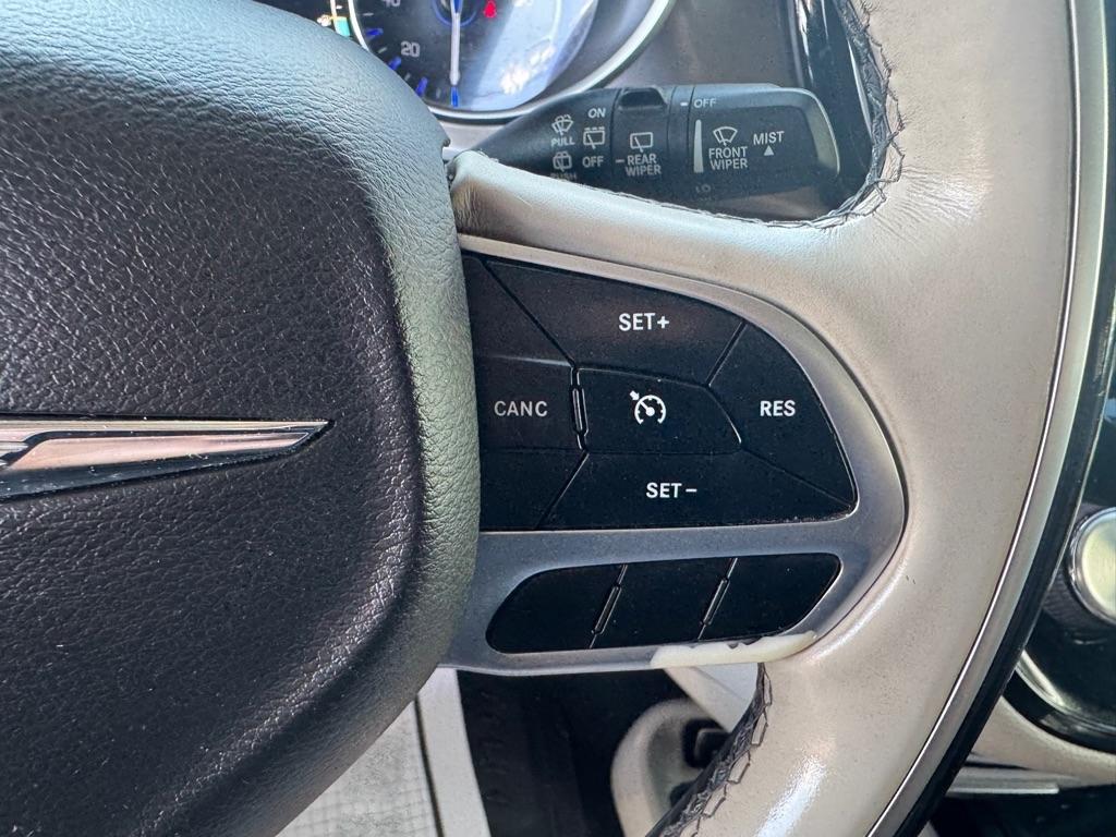 Chrysler Pacifica Limited 2018
