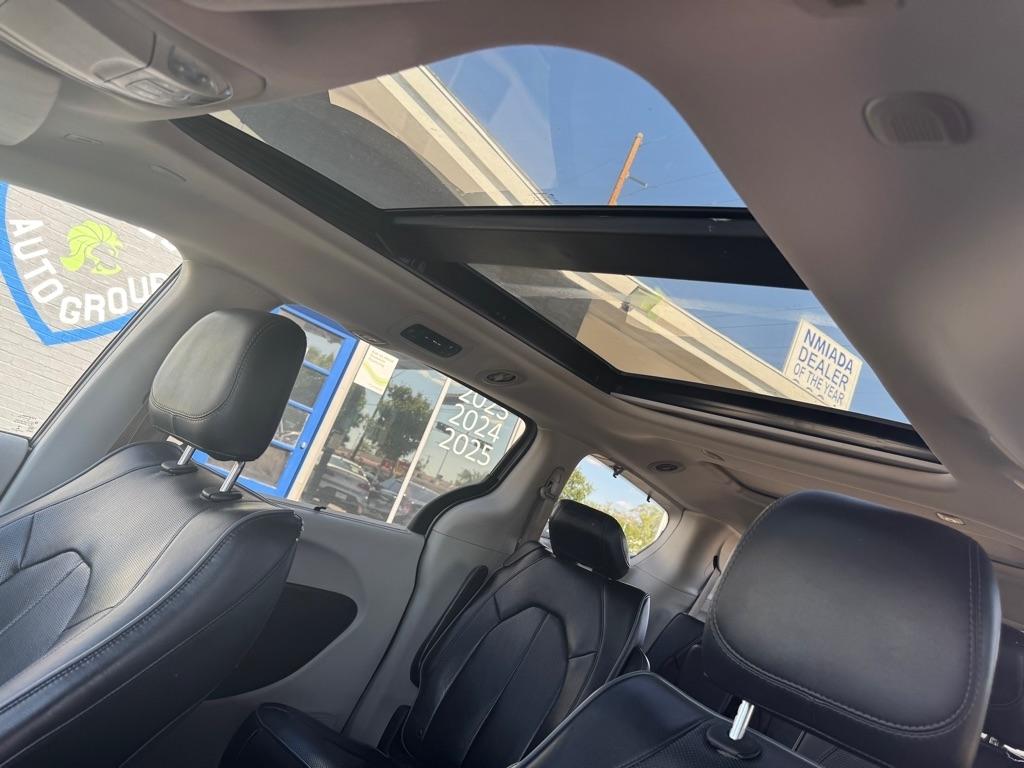 Chrysler Pacifica Limited 2018