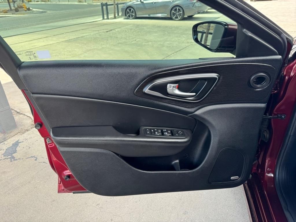 Chrysler 200 C 2016