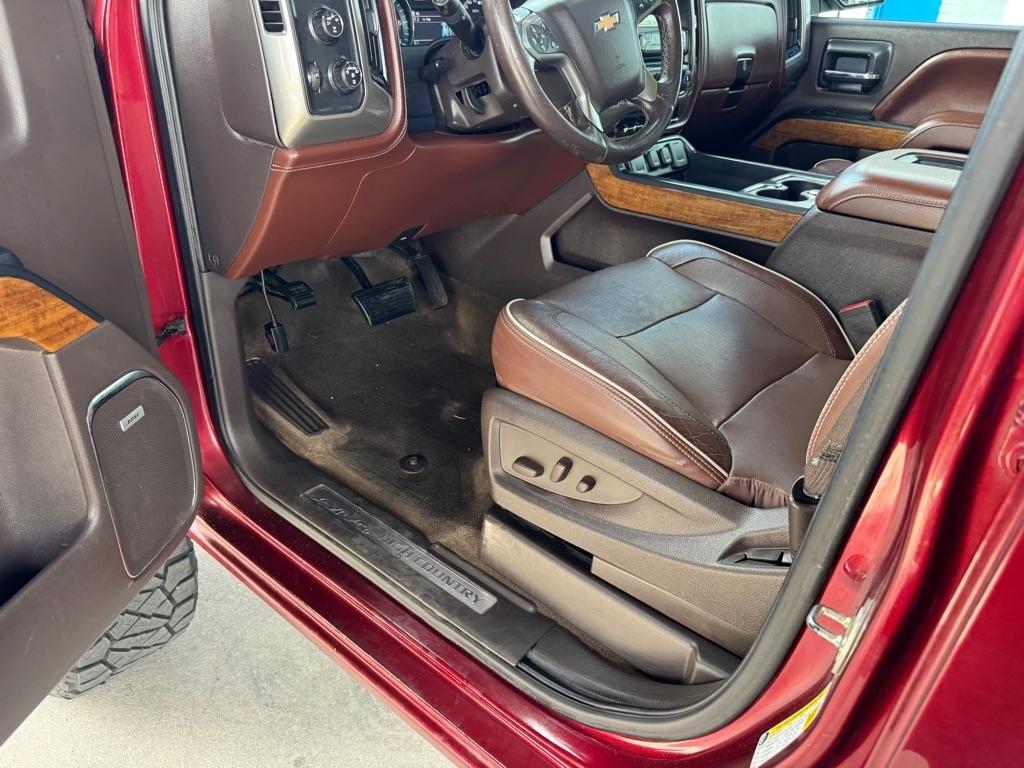 Chevrolet Silverado 1500 High Country Crew Cab Long Box 4WD 2016