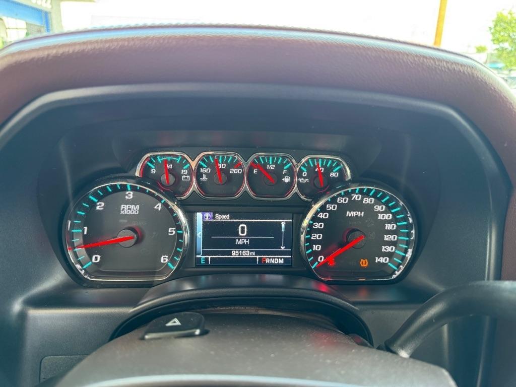 Chevrolet Silverado 1500 High Country Crew Cab Long Box 4WD 2016