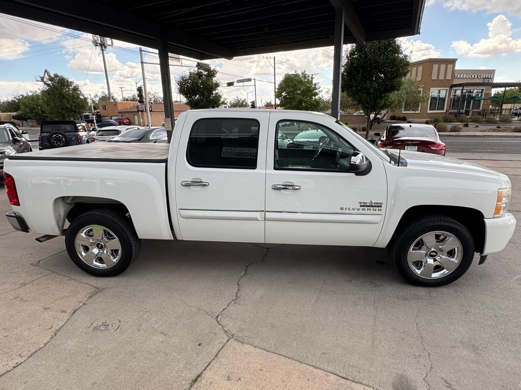 Chevrolet Silverado 1500 LT Crew Cab 2WD 2011