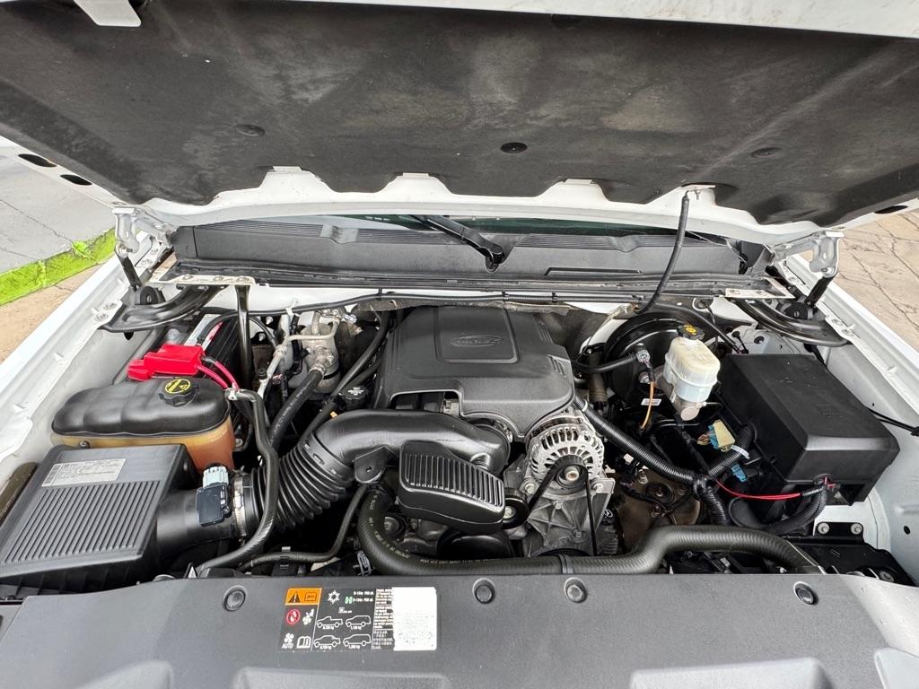 Chevrolet Silverado 1500 LT Crew Cab 2WD 2011