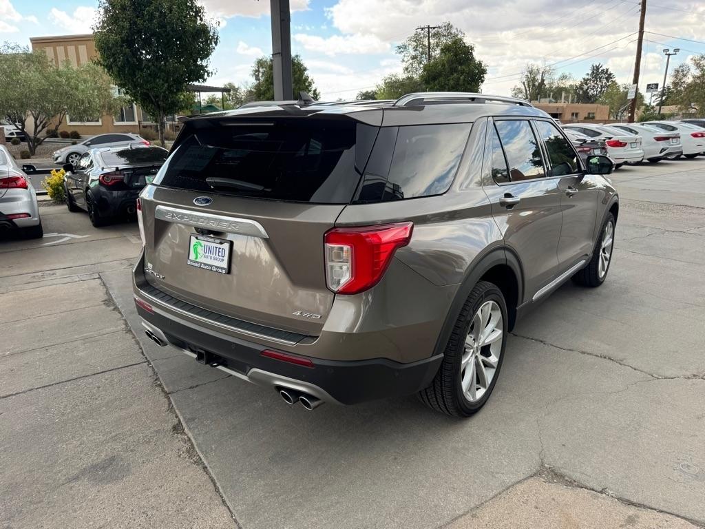 Ford Explorer Platinum AWD 2021