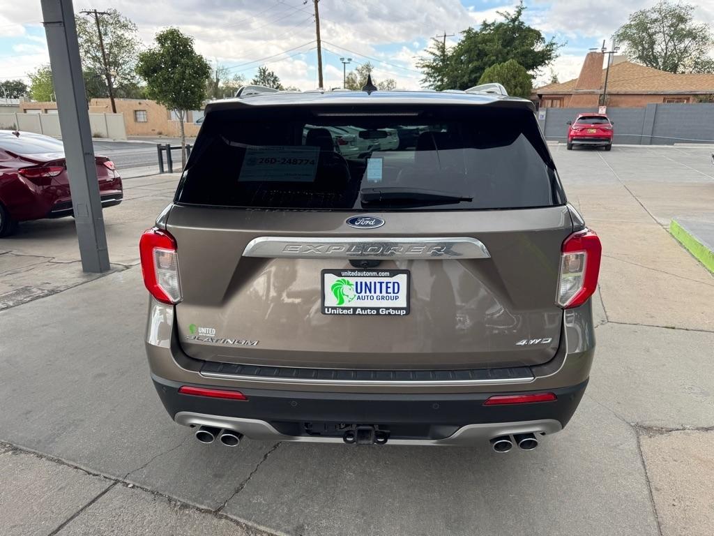 Ford Explorer Platinum AWD 2021