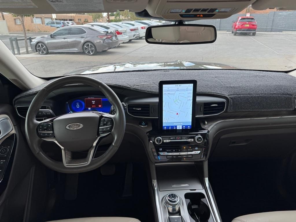 Ford Explorer Platinum AWD 2021