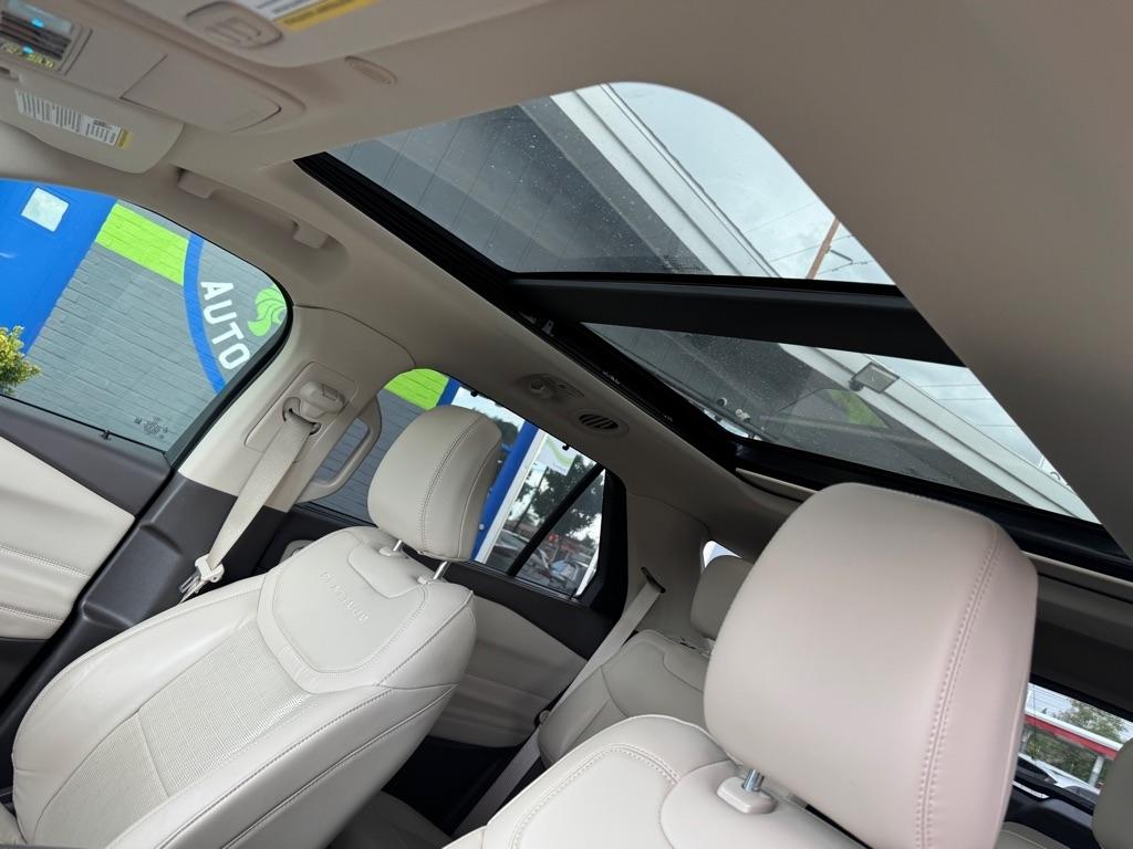 Ford Explorer Platinum AWD 2021