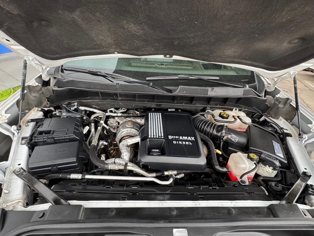 Chevrolet Silverado 1500 LTZ Crew Cab 4WD 2020