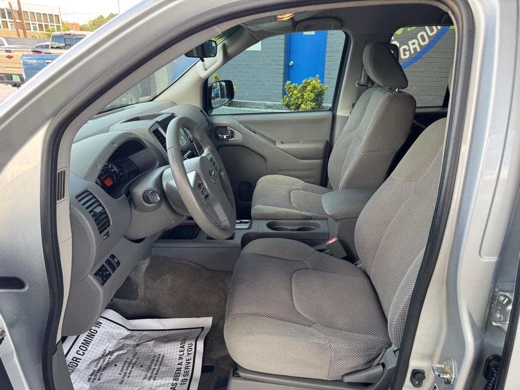 Nissan Frontier S Crew Cab 5AT 2WD 2018