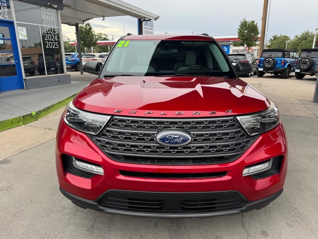 Ford Explorer XLT AWD 2021