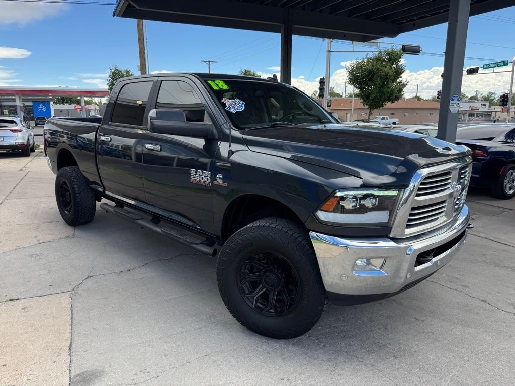 RAM 2500 SLT Crew Cab SWB 4WD 2018