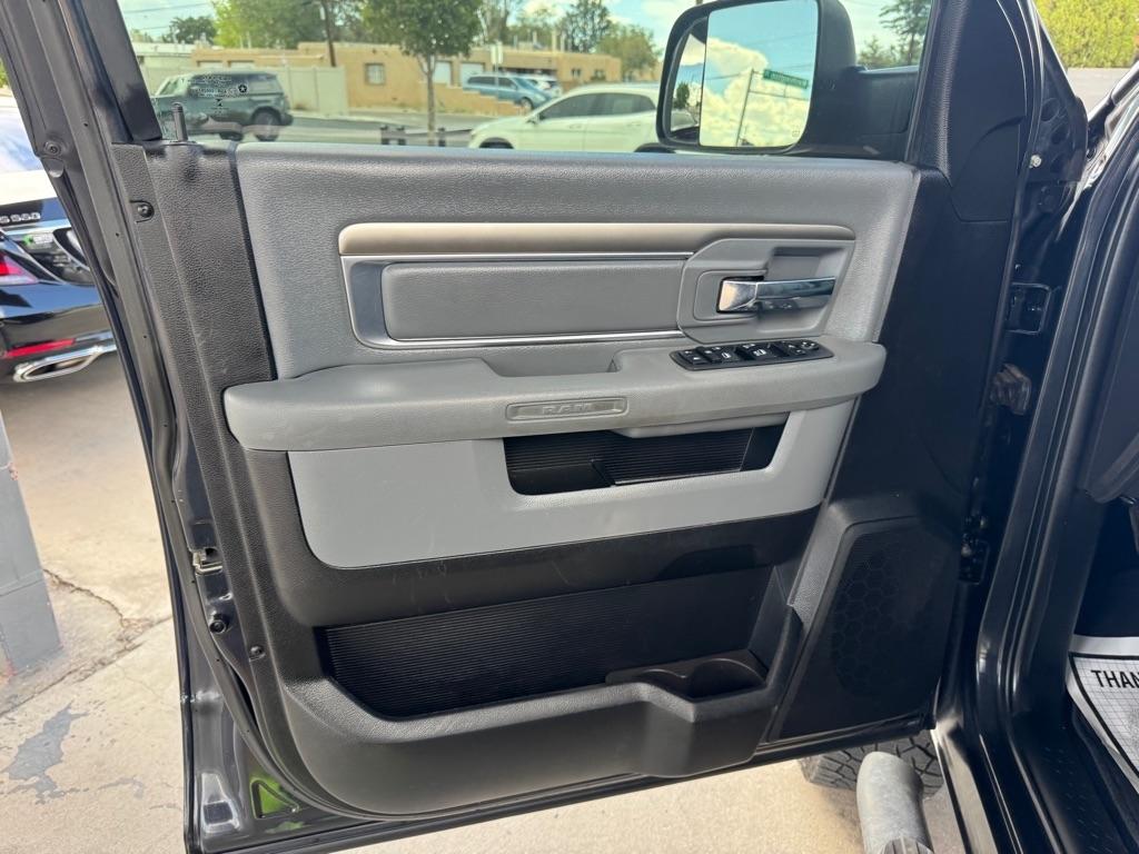 RAM 2500 SLT Crew Cab SWB 4WD 2018